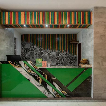 Sandat Hotel Legian Zewnętrze zdjęcie