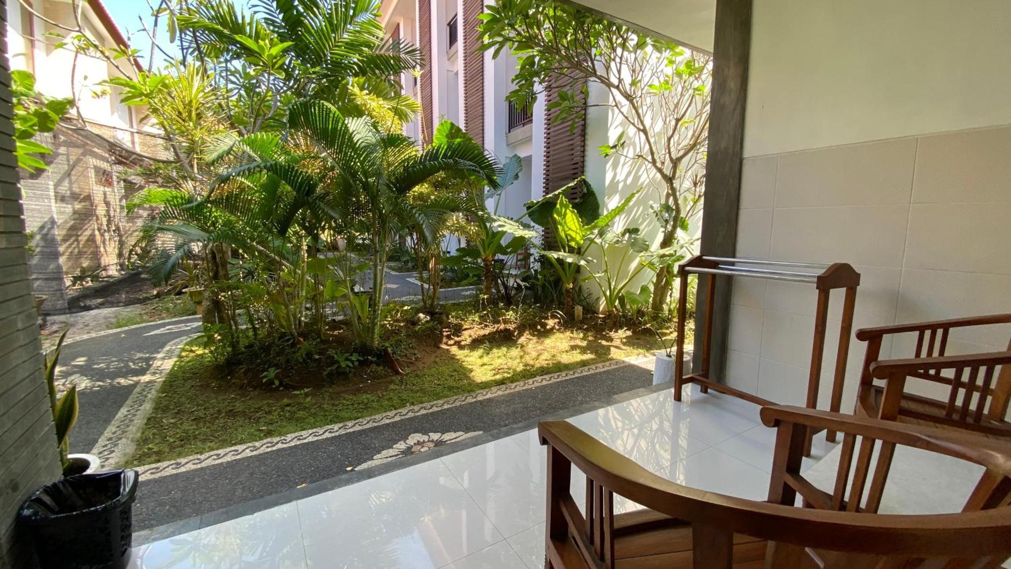 Sandat Hotel Legian Zewnętrze zdjęcie