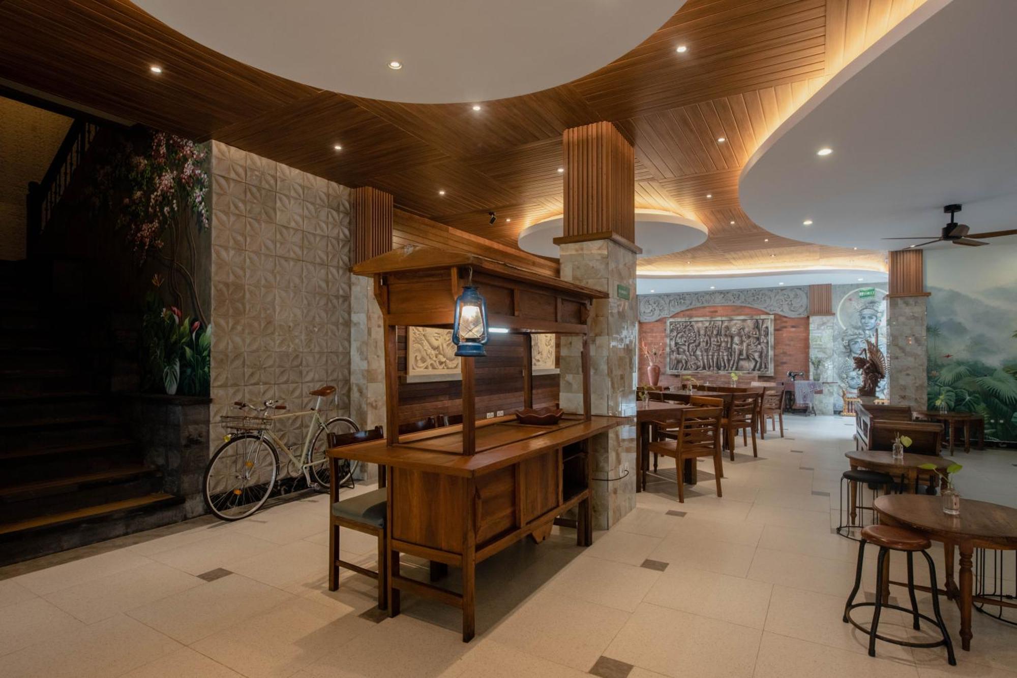 Sandat Hotel Legian Zewnętrze zdjęcie