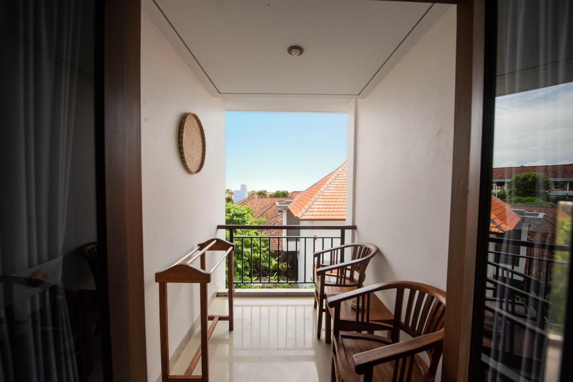 Sandat Hotel Legian Zewnętrze zdjęcie